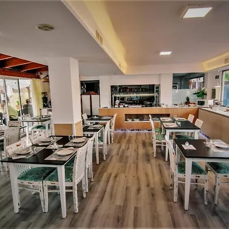 拉科萨酒店