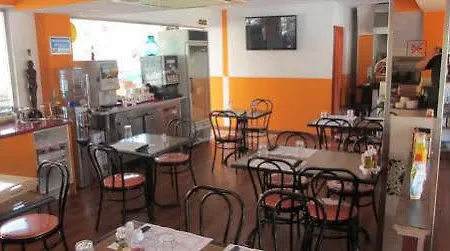 Raxa فندق 2*