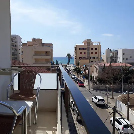 فندق Raxa